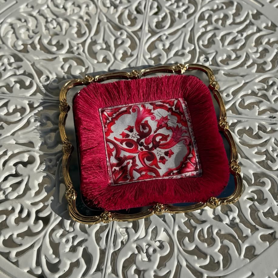 Bordo Püsküllü Desenli Peçete